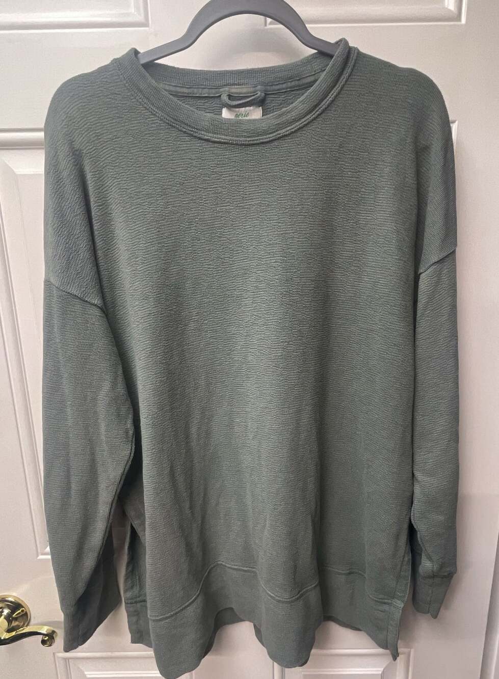 Aerie Green Oversized Crewneck Shirt with side slits  size M